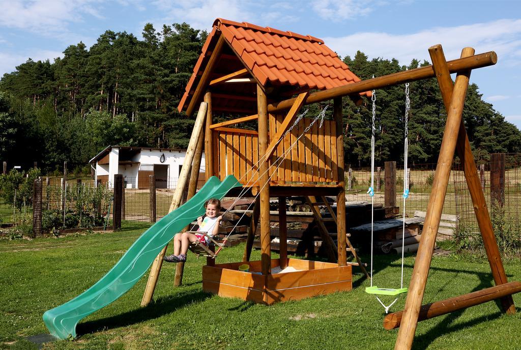 Villa Na Samote Ve Srubu Plzeň Exterior foto